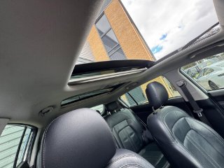 /photos/12412/50693737-1116-4ba3-80f4-386b5aff2ada_i320x240.jpg